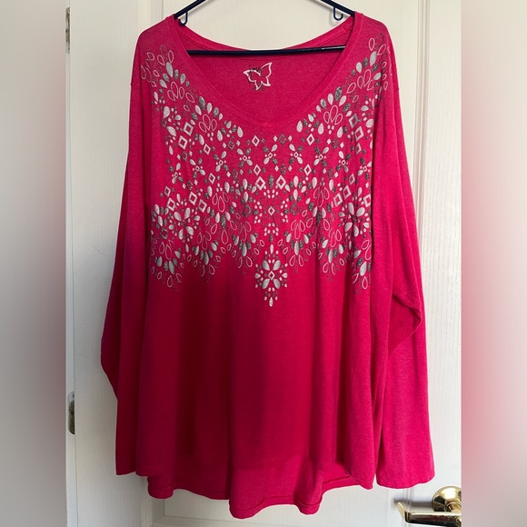Just My Size Tops - Just My Size pink with silver design. Long sleeve. 30/32
